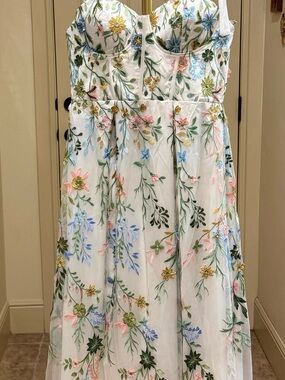 Embroidered Floral Midi Skirt - White with Multicolor Floral Embroidery